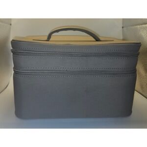 Open Story Gray Cosmetic Travel Case Bag Organizer Multiple Compartments